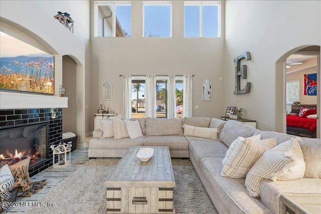 1949 ELKS PATH Lane, Green Cove Springs, FL 32043