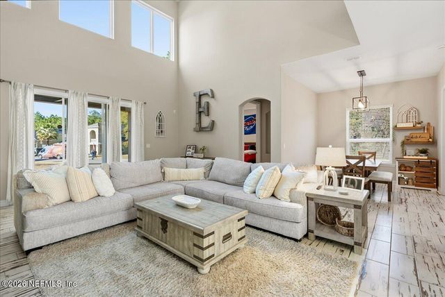 1949 ELKS PATH Lane, Green Cove Springs, FL 32043