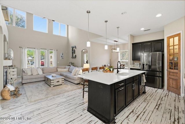 1949 ELKS PATH Lane, Green Cove Springs, FL 32043