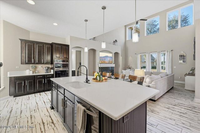 1949 ELKS PATH Lane, Green Cove Springs, FL 32043