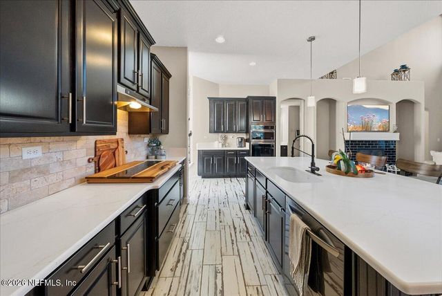 1949 ELKS PATH Lane, Green Cove Springs, FL 32043