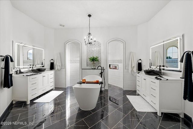 1949 ELKS PATH Lane, Green Cove Springs, FL 32043