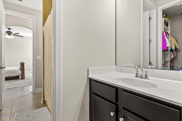 1949 ELKS PATH Lane, Green Cove Springs, FL 32043