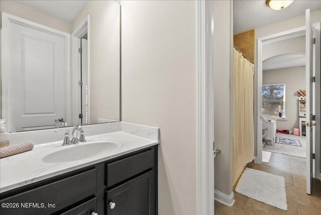 1949 ELKS PATH Lane, Green Cove Springs, FL 32043