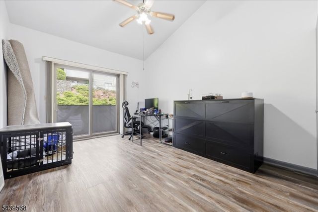 52 Adams Ter, Clifton City, NJ 07013