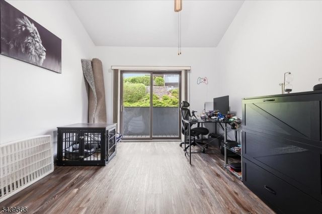 52 Adams Ter, Clifton City, NJ 07013