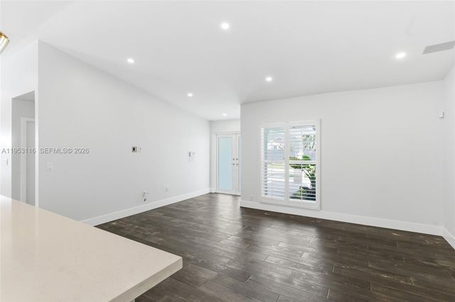 5976 SW 88th Pl, Miami, FL 33173