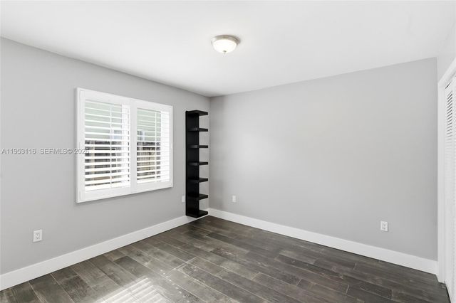 5976 SW 88th Pl, Miami, FL 33173