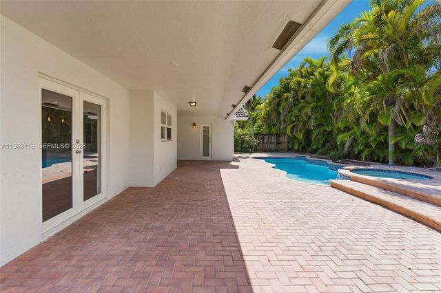 5976 SW 88th Pl, Miami, FL 33173