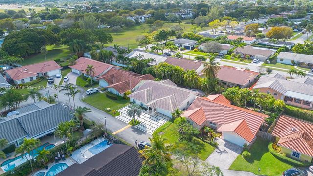 5976 SW 88th Pl, Miami, FL 33173