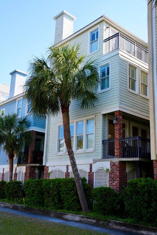 103 Grand Pavilion Boulevard, Isle Of Palms, SC 29451
