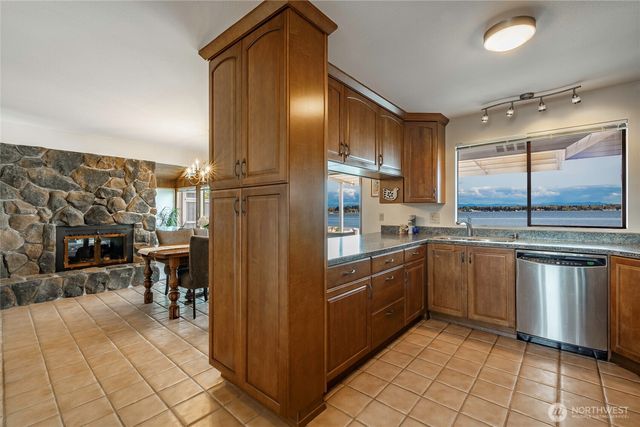 5411 Nootka Loop, Birch Bay, WA 98230
