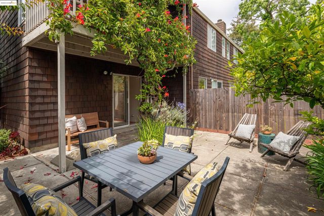1812 Dwight Way 1/2, Berkeley, CA 94703