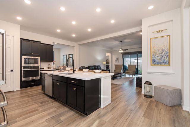 1911 Fossil Ridge Drive, Richmond, TX 77469