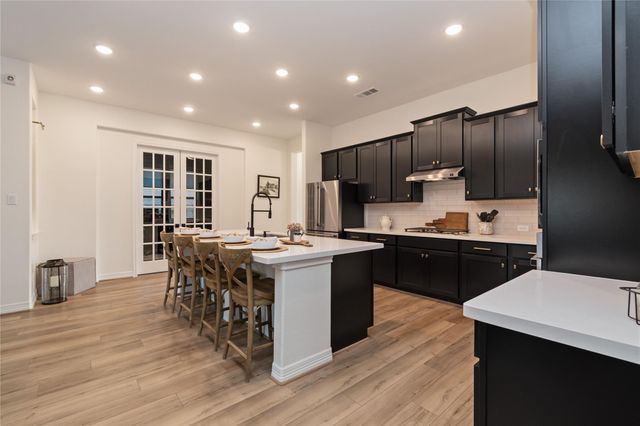 1911 Fossil Ridge Drive, Richmond, TX 77469