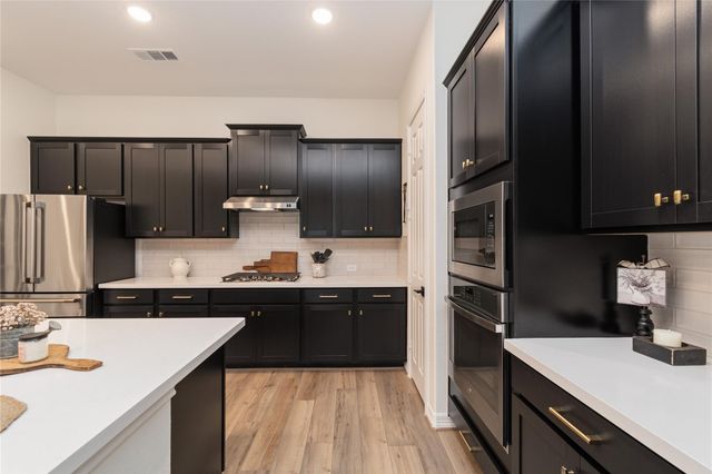1911 Fossil Ridge Drive, Richmond, TX 77469