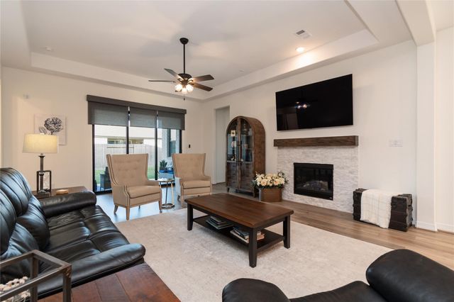 1911 Fossil Ridge Drive, Richmond, TX 77469