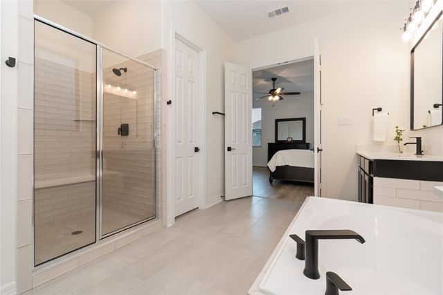 1911 Fossil Ridge Drive, Richmond, TX 77469