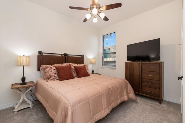 1911 Fossil Ridge Drive, Richmond, TX 77469