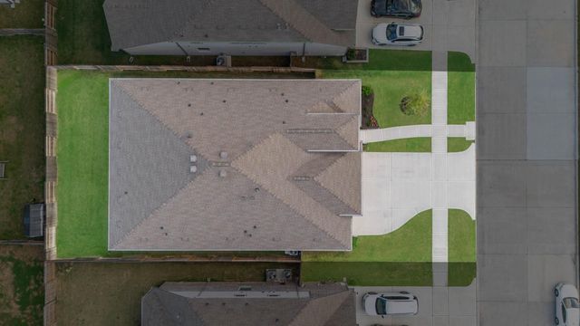1911 Fossil Ridge Drive, Richmond, TX 77469