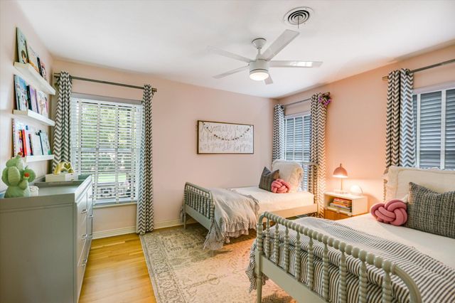 1600 Larkwood DR, Austin, TX 78723