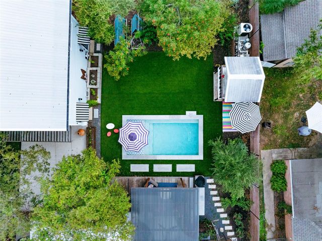 1600 Larkwood DR, Austin, TX 78723