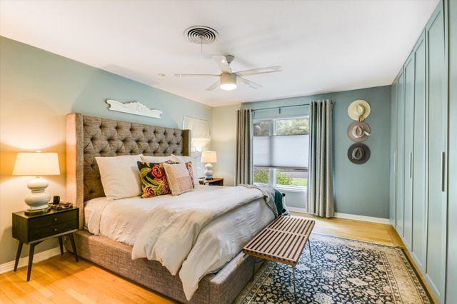 1600 Larkwood DR, Austin, TX 78723