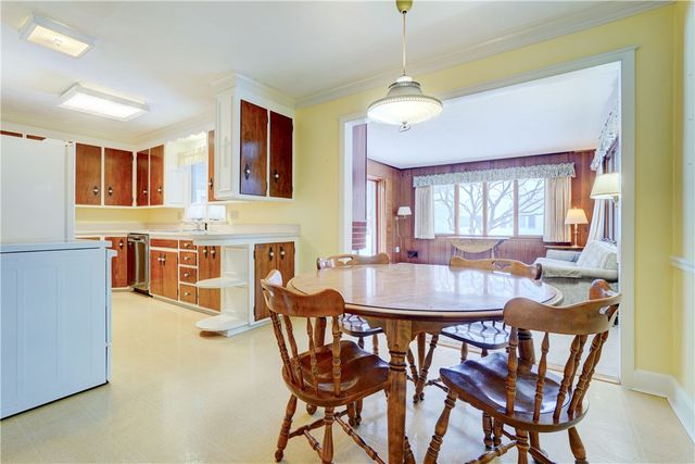 7 Allwood Drive, Irondequoit, NY 14617