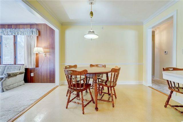 7 Allwood Drive, Irondequoit, NY 14617