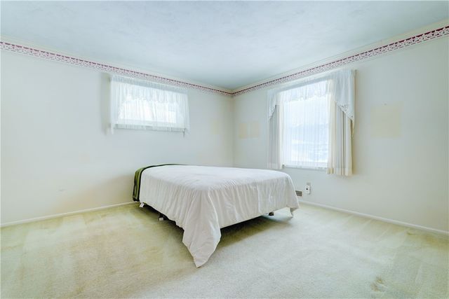 7 Allwood Drive, Irondequoit, NY 14617