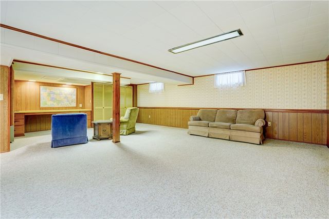 7 Allwood Drive, Irondequoit, NY 14617