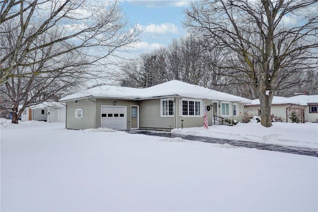 7 Allwood Drive, Irondequoit, NY 14617