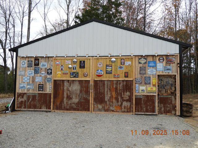 3135 Oak Grove Rd, Goodspring, TN 38460