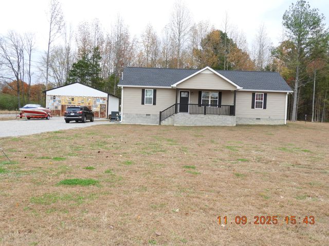 3135 Oak Grove Rd, Goodspring, TN 38460