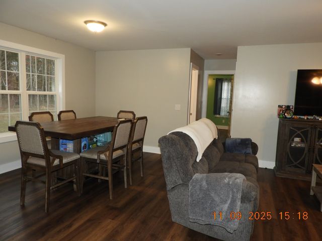 3135 Oak Grove Rd, Goodspring, TN 38460