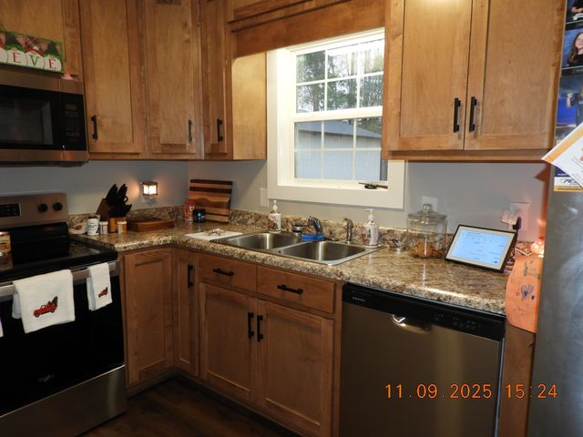 3135 Oak Grove Rd, Goodspring, TN 38460