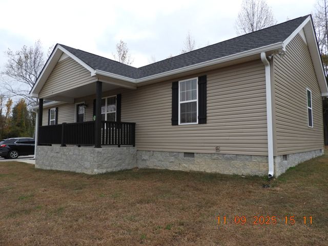 3135 Oak Grove Rd, Goodspring, TN 38460