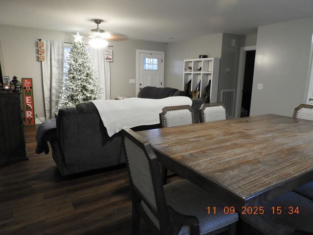 3135 Oak Grove Rd, Goodspring, TN 38460