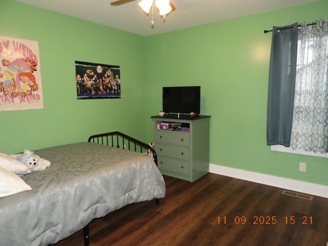 3135 Oak Grove Rd, Goodspring, TN 38460