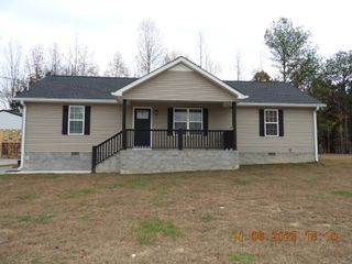 3135 Oak Grove Rd, Goodspring, TN 38460