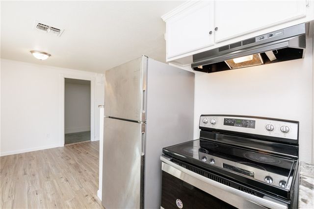 417 Polaris Pl, Corpus Christi, TX 78418