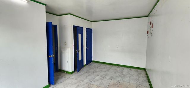 141-19 78th Road 3-M, Flushing, NY 11367