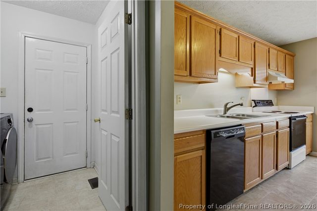 5532 Bear Creek Circle, Fayetteville, NC 28304