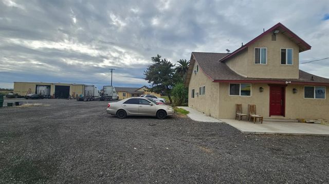 11881 Griffith Rd, Turlock, CA 95380