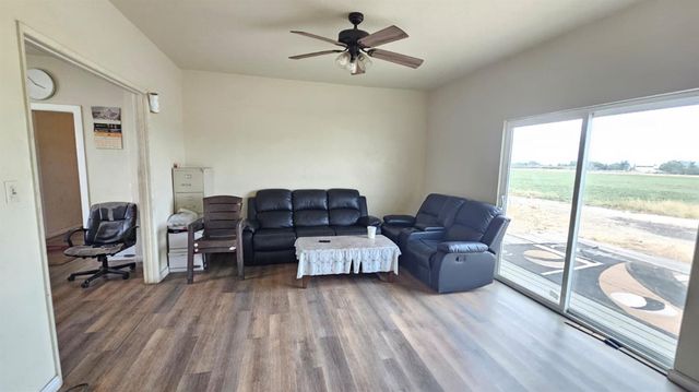 11881 Griffith Rd, Turlock, CA 95380