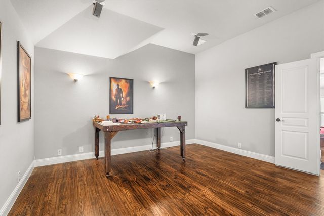 4513 Stillhouse Hollow Lane, Denton, TX 76226