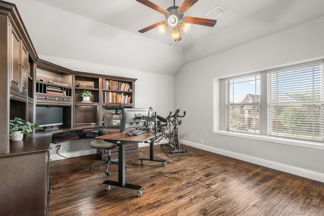 4513 Stillhouse Hollow Lane, Denton, TX 76226