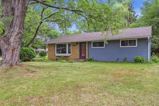 2360 Circle Drive, White Bear Lake, MN 55110