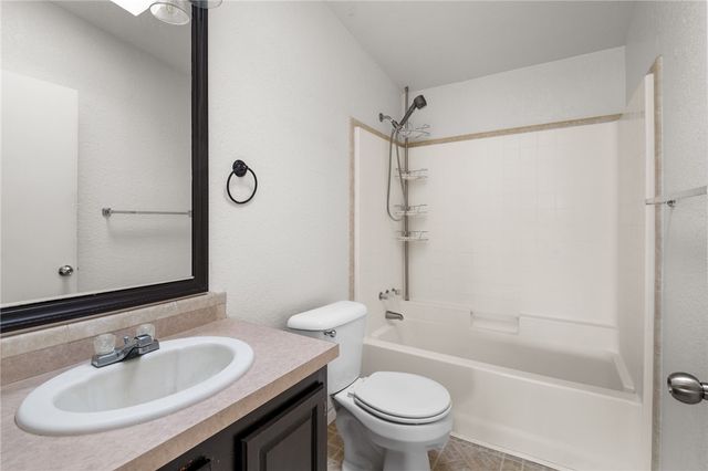 3374 W Carmichael Road, Golden Valley, AZ 86413