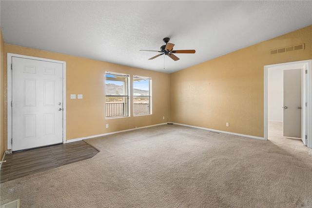 3374 W Carmichael Road, Golden Valley, AZ 86413